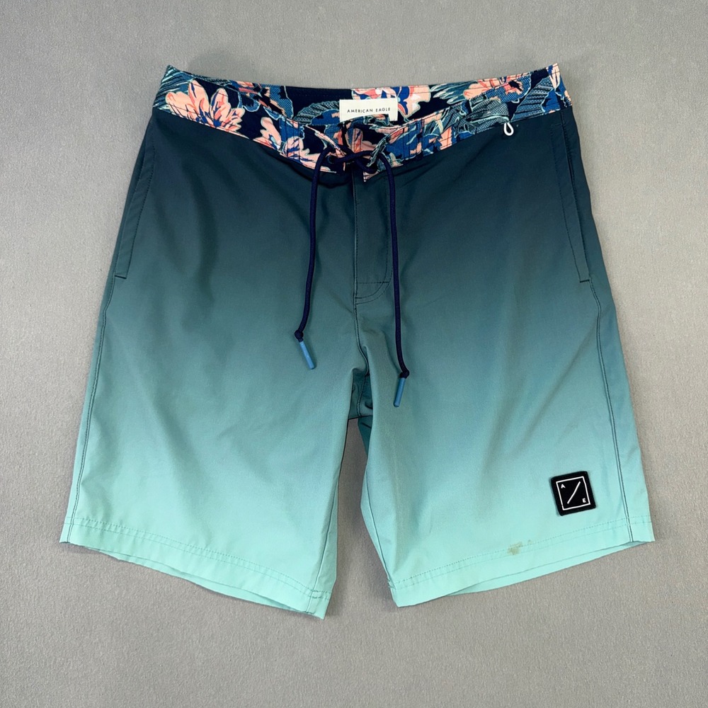 American Eagle Mens Medium Ombre Board Shorts Teal Navy Floral Swim Trunks